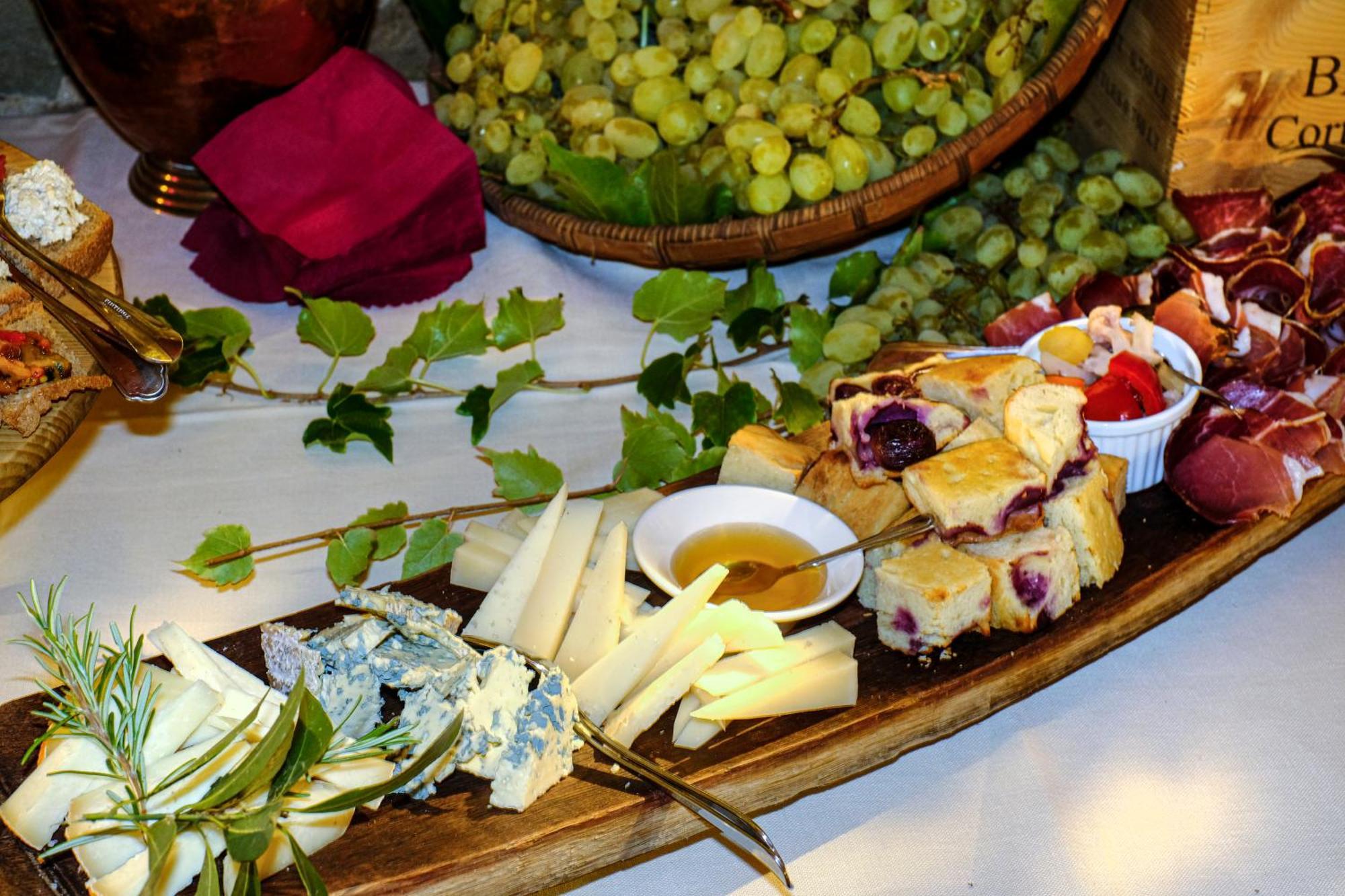Locanda Del Molino กอร์โตนา ภายนอก รูปภาพ